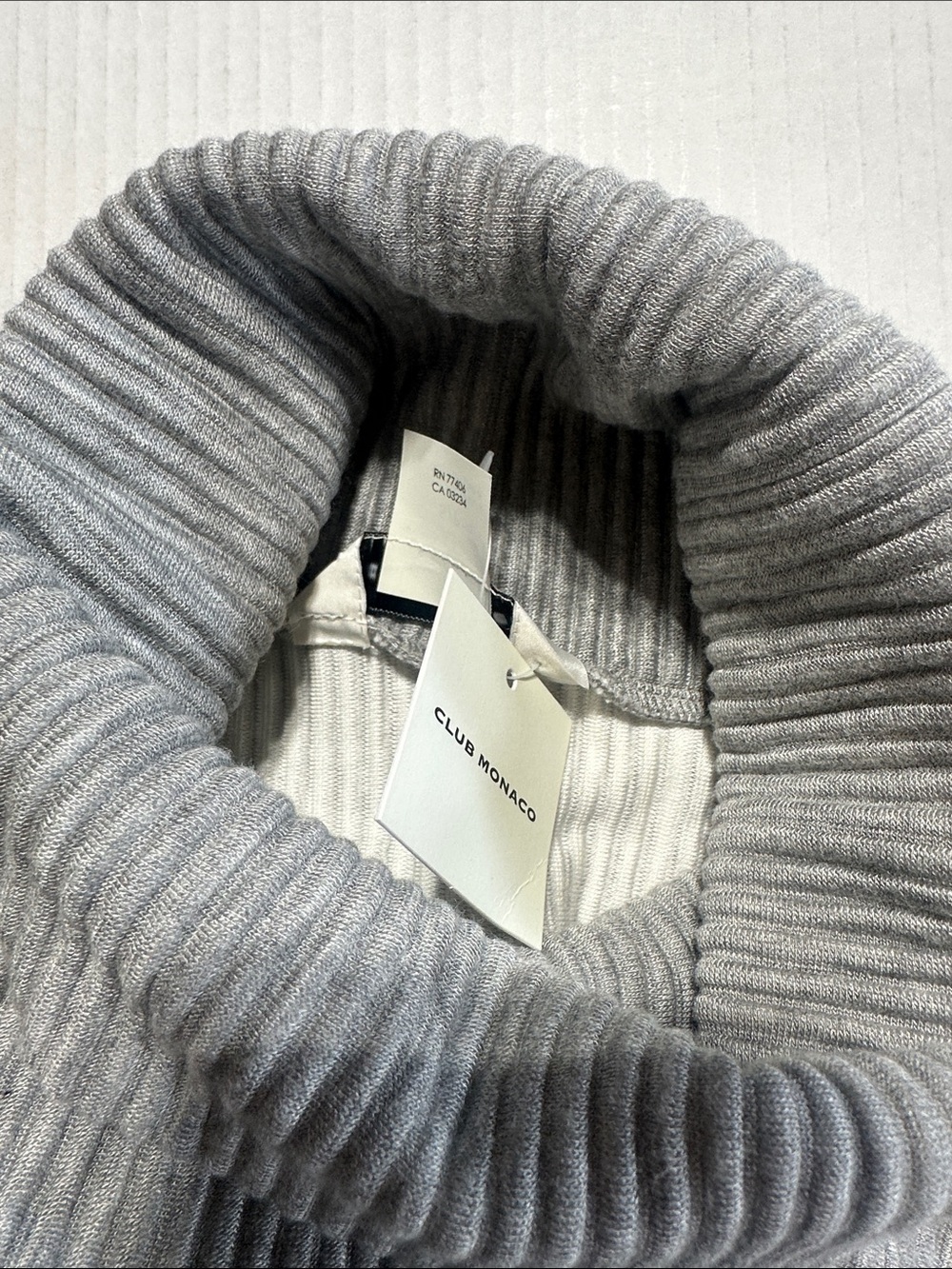 NWT Meredy top tricot Club Monaco heathered Grey Ribbed Turtleneck Sweater soft - Picture 7 of 8